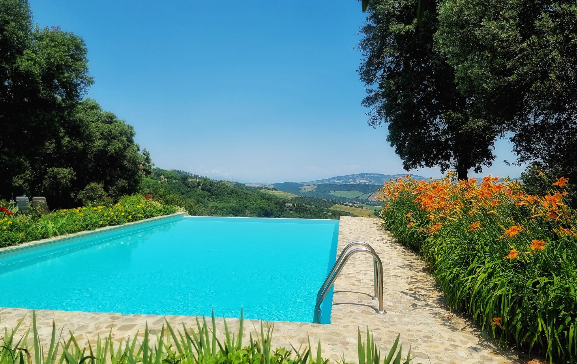 Toskana Landschaft Hügel um Volterra beim Ferienhaus