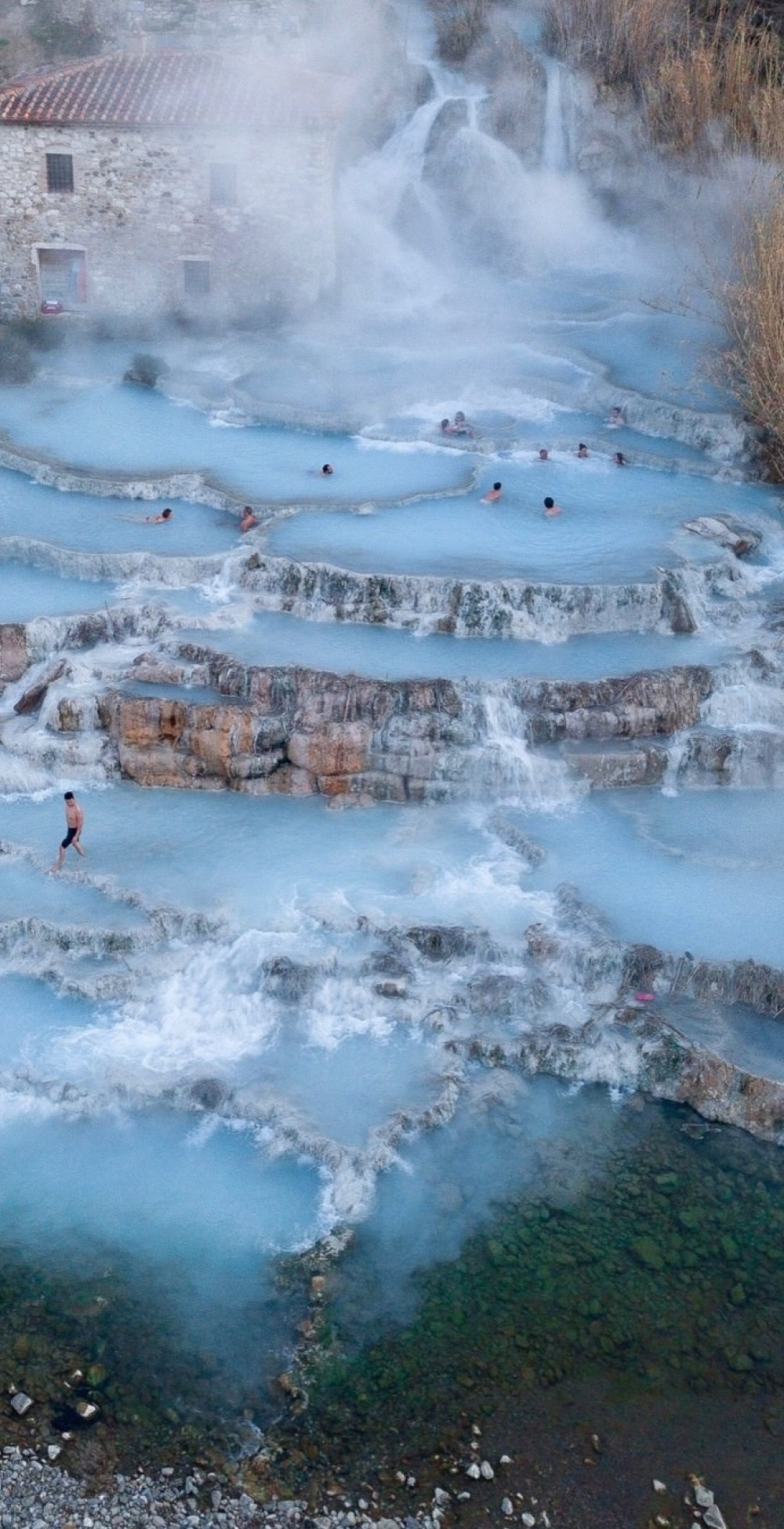 Therme Toskana warmes Wasser Saturnia