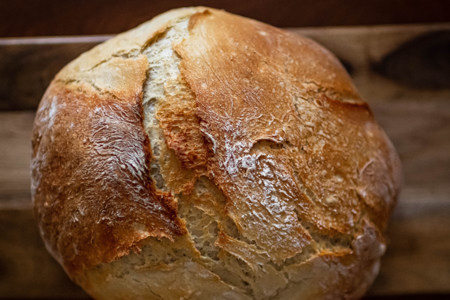 Küche Toskana Holzofen Brot