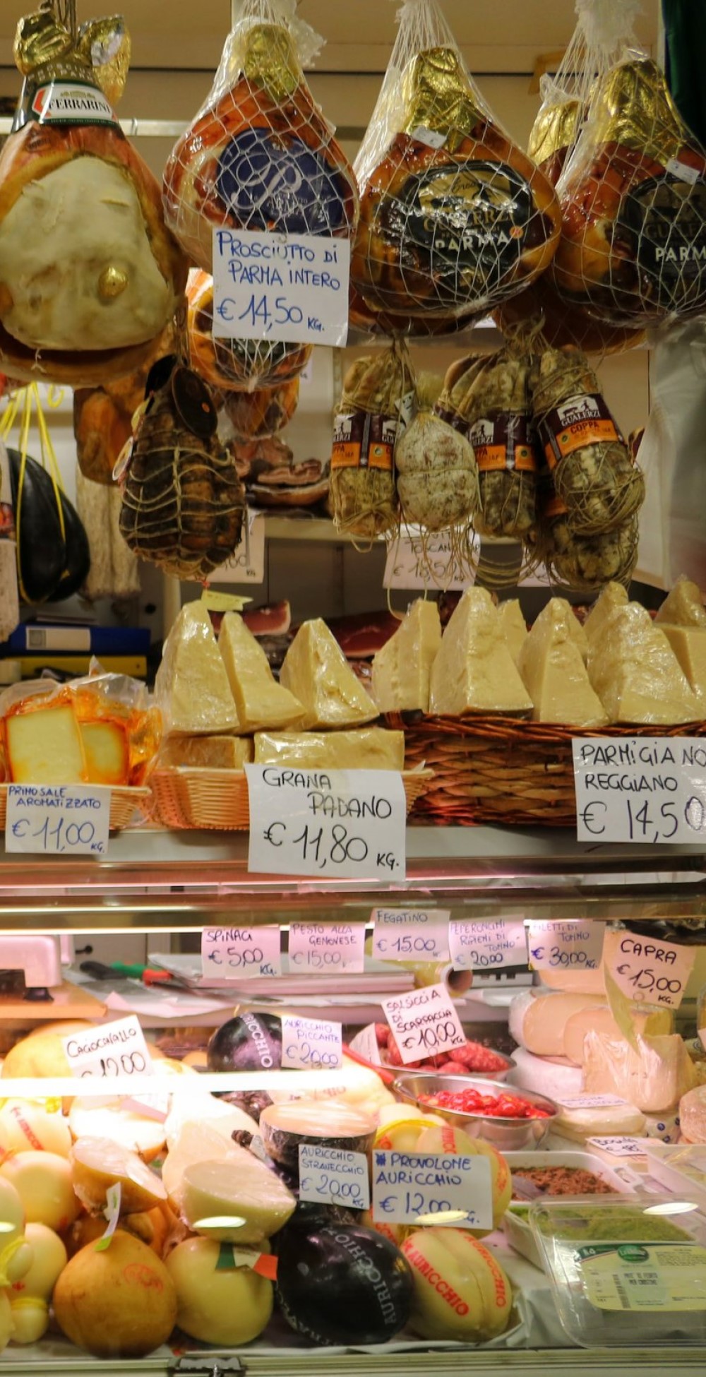 Märkte Toskana Wurst und Käse Spezialitäten