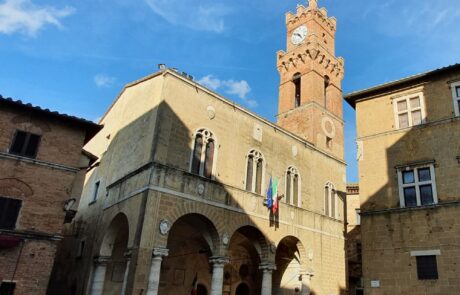 Toskana Stadt mittelalterlicher Palazzo Piccolomini