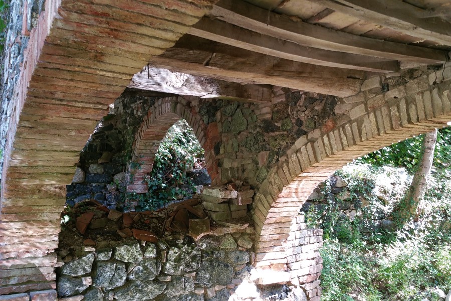 Ruine Toskana Bagni San Michele antike Brücke Volterra