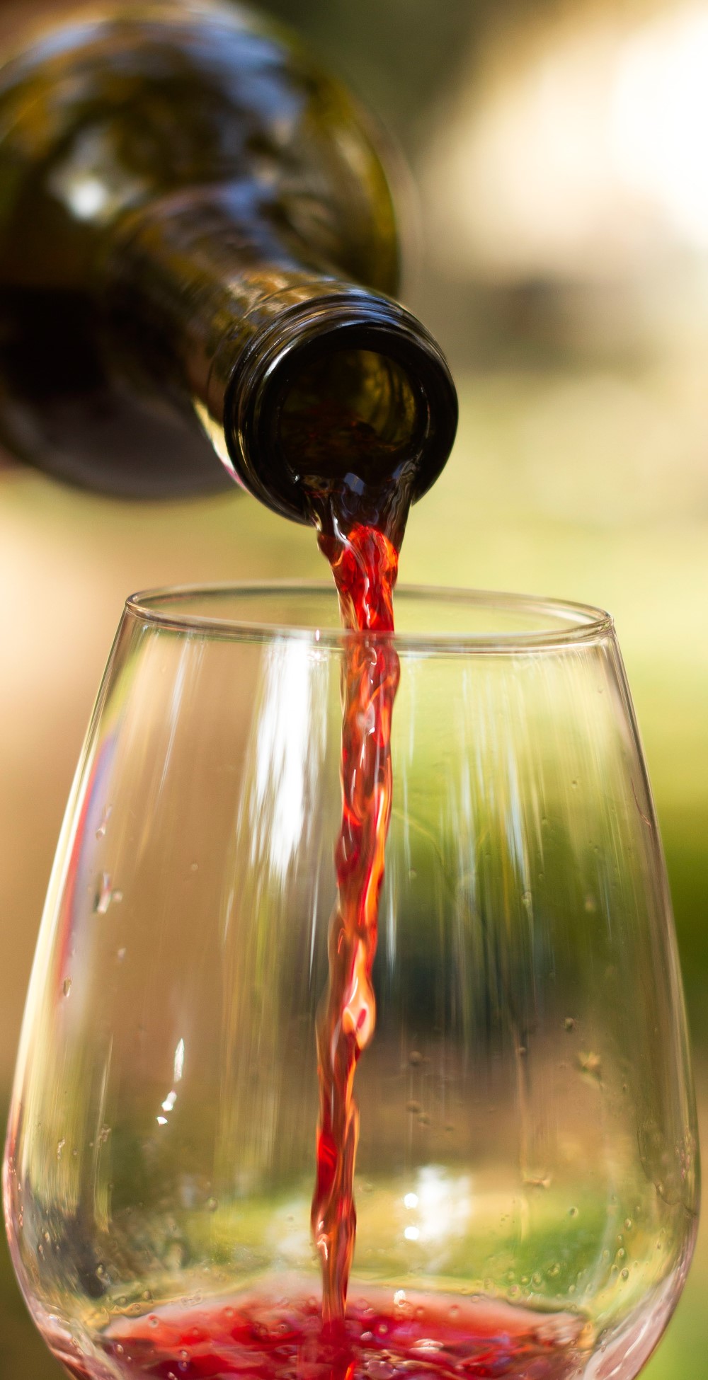 Weinprobe Toskana Wein Flasche und Glas