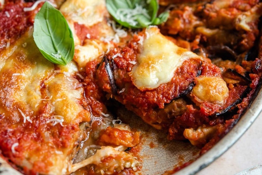 Küche Toskana vegetarisch Auberginen Auflauf Melanzane Parmigiana