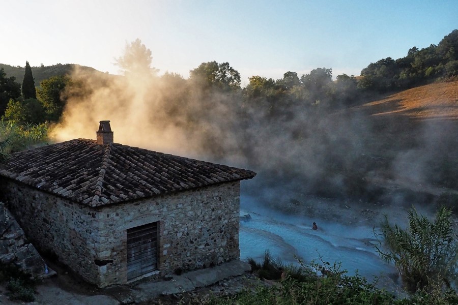 Italienurlaub mit Thermalbad in Therme von Saturnia Toskana